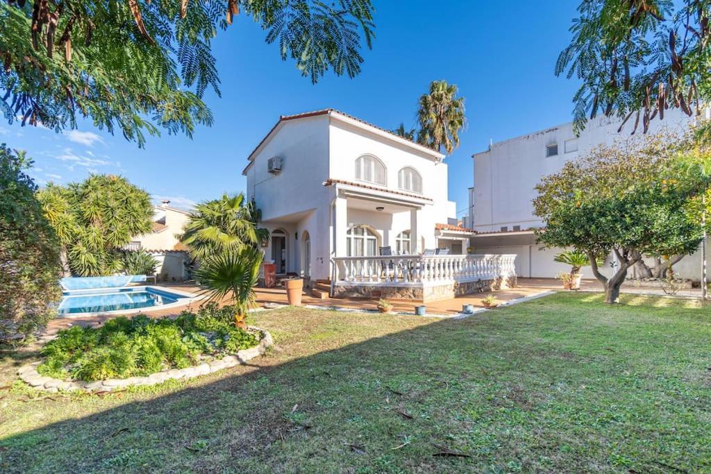 Sm21-Gran Casa De Vacaciones En La Playa, 4 Habitaciones, Climatizada, Piscina, Barbacoa Y Wifi Empuriabrava Dış mekan fotoğraf